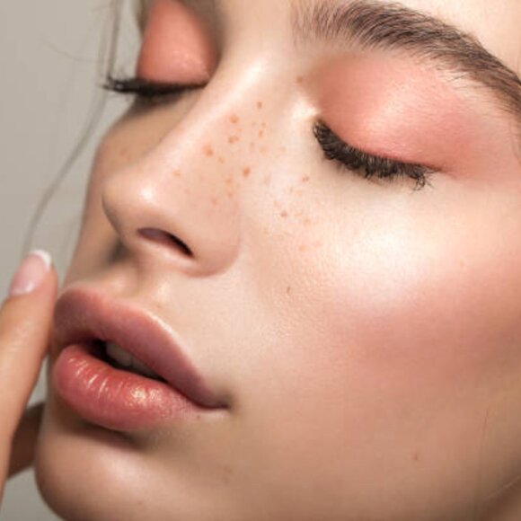 Last one! MAC CORAL eyeshadow REFILL NIB Pro Palette Matte - Picture 2 of 5